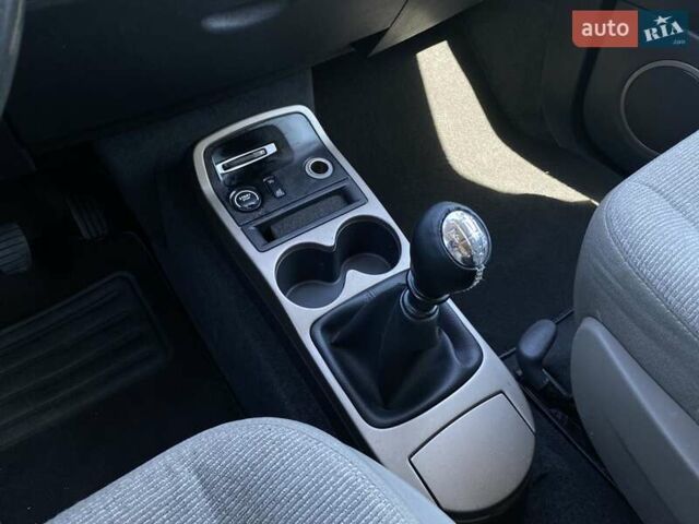 Серый Рено Эспейс, объемом двигателя 2 л и пробегом 187 тыс. км за 5499 $, фото 30 на Automoto.ua