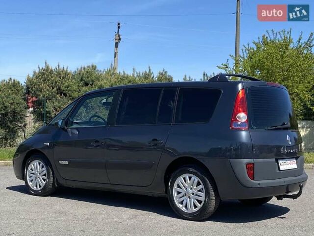 Серый Рено Эспейс, объемом двигателя 2 л и пробегом 187 тыс. км за 5499 $, фото 4 на Automoto.ua