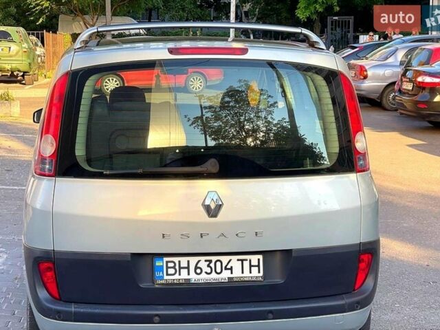 Серый Рено Эспейс, объемом двигателя 2.2 л и пробегом 224 тыс. км за 5500 $, фото 5 на Automoto.ua