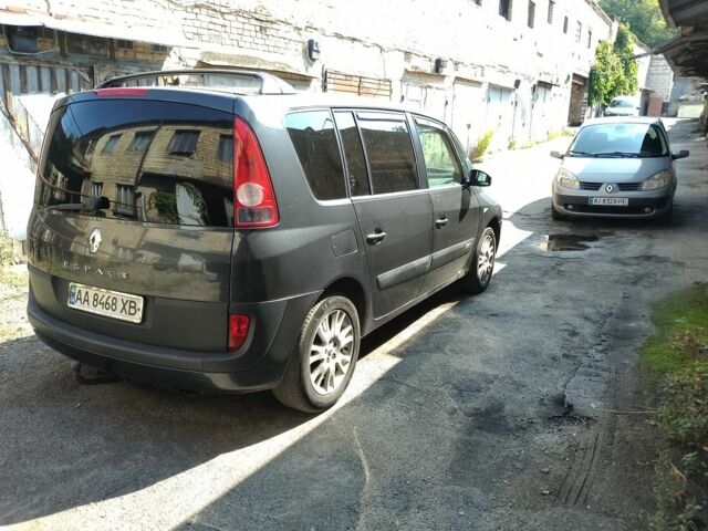 Сірий Рено Еспейс, об'ємом двигуна 2 л та пробігом 288 тис. км за 4000 $, фото 4 на Automoto.ua