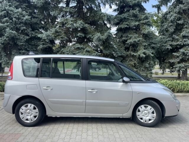 Сірий Рено Еспейс, об'ємом двигуна 1.9 л та пробігом 347 тис. км за 4300 $, фото 3 на Automoto.ua