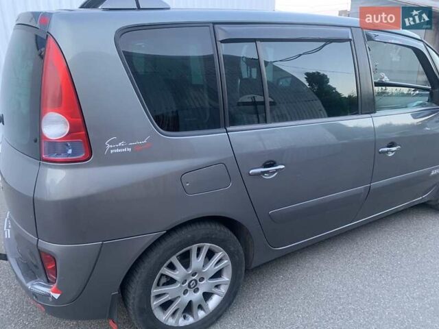 Серый Рено Эспейс, объемом двигателя 2.2 л и пробегом 298 тыс. км за 5499 $, фото 17 на Automoto.ua