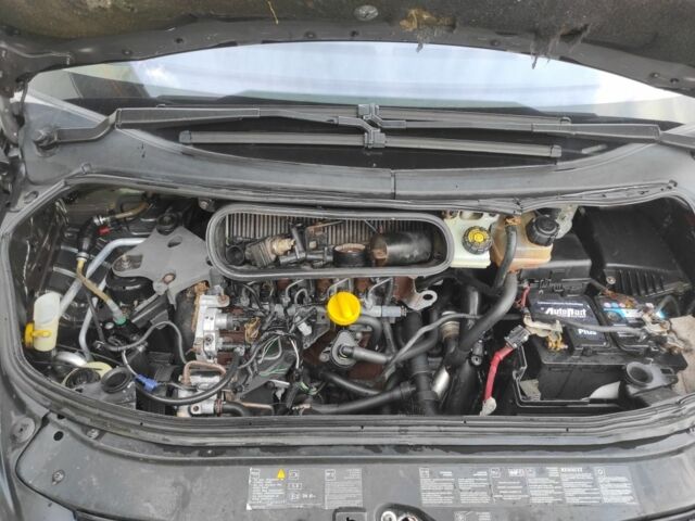 Серый Рено Эспейс, объемом двигателя 1.9 л и пробегом 450 тыс. км за 3500 $, фото 5 на Automoto.ua