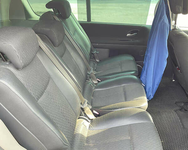 Серый Рено Эспейс, объемом двигателя 2.2 л и пробегом 298 тыс. км за 5499 $, фото 10 на Automoto.ua