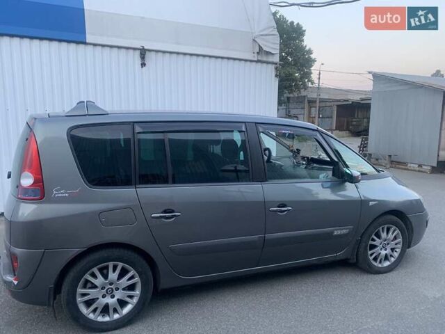 Серый Рено Эспейс, объемом двигателя 2.2 л и пробегом 298 тыс. км за 5499 $, фото 12 на Automoto.ua