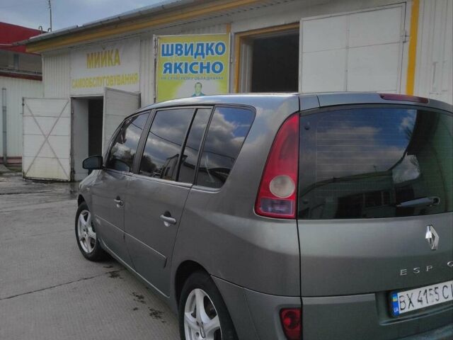 Серый Рено Эспейс, объемом двигателя 1.9 л и пробегом 400 тыс. км за 3500 $, фото 3 на Automoto.ua