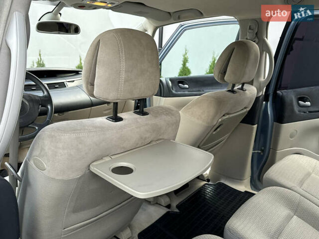 Серый Рено Эспейс, объемом двигателя 2 л и пробегом 228 тыс. км за 6750 $, фото 60 на Automoto.ua