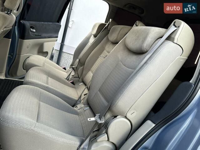 Серый Рено Эспейс, объемом двигателя 2 л и пробегом 228 тыс. км за 6750 $, фото 58 на Automoto.ua