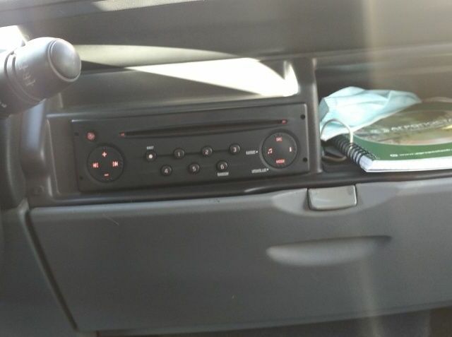 Сірий Рено Еспейс, об'ємом двигуна 2.2 л та пробігом 320 тис. км за 6100 $, фото 12 на Automoto.ua