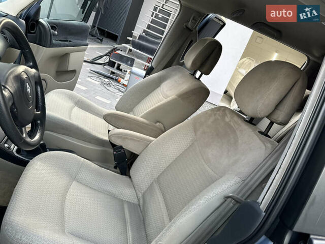 Серый Рено Эспейс, объемом двигателя 2 л и пробегом 228 тыс. км за 6750 $, фото 50 на Automoto.ua