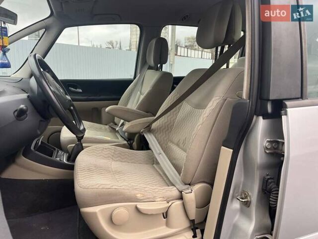 Сірий Рено Еспейс, об'ємом двигуна 2 л та пробігом 223 тис. км за 4990 $, фото 7 на Automoto.ua