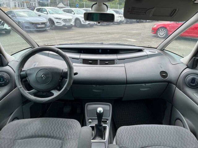 Серый Рено Эспейс, объемом двигателя 2 л и пробегом 204 тыс. км за 5790 $, фото 12 на Automoto.ua