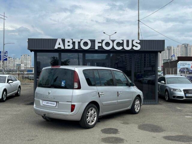 Серый Рено Эспейс, объемом двигателя 2 л и пробегом 204 тыс. км за 5790 $, фото 7 на Automoto.ua