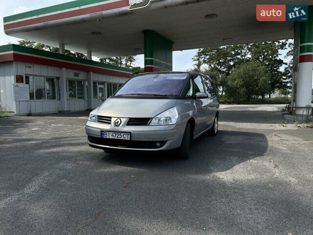 Серый Рено Эспейс, объемом двигателя 2.19 л и пробегом 243 тыс. км за 5800 $, фото 1 на Automoto.ua