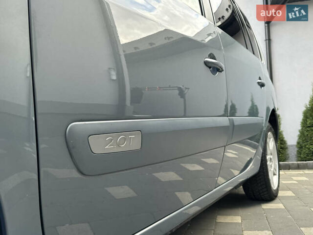 Серый Рено Эспейс, объемом двигателя 2 л и пробегом 228 тыс. км за 6750 $, фото 12 на Automoto.ua