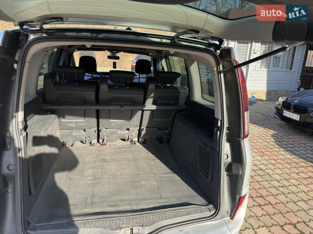 Сірий Рено Еспейс, об'ємом двигуна 1.87 л та пробігом 260 тис. км за 5200 $, фото 7 на Automoto.ua