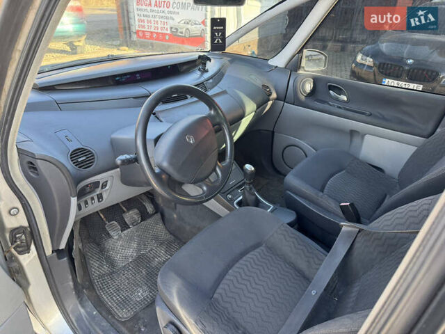 Сірий Рено Еспейс, об'ємом двигуна 1.87 л та пробігом 260 тис. км за 5200 $, фото 5 на Automoto.ua