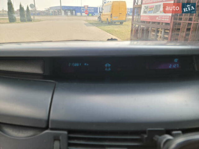 Серый Рено Эспейс, объемом двигателя 2.19 л и пробегом 225 тыс. км за 5600 $, фото 7 на Automoto.ua
