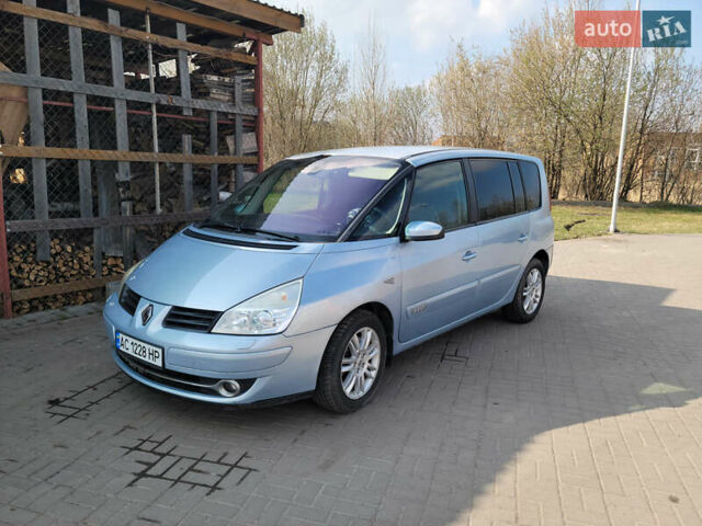 Серый Рено Эспейс, объемом двигателя 2.19 л и пробегом 225 тыс. км за 5600 $, фото 1 на Automoto.ua