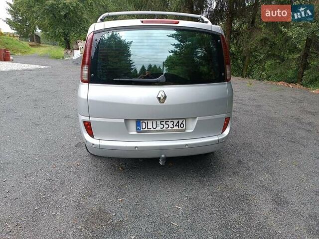 Сірий Рено Еспейс, об'ємом двигуна 2 л та пробігом 350 тис. км за 7000 $, фото 9 на Automoto.ua