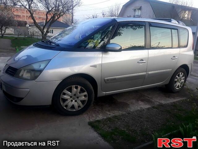 Рено Еспейс 2008 у Харкові на Automoto.ua Сірий Рено Еспейс, об'ємом двигуна 2 л та пробігом 188 тис. км за 7000 $, фото 6 на Automoto.ua