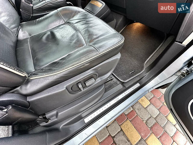 Рено Эспейс 2009 в Житомире на Automoto.ua Серый Рено Эспейс, объемом двигателя 2 л и пробегом 351 тыс. км за 6300 $, фото 53 на Automoto.ua