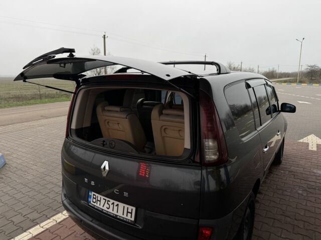 Сірий Рено Еспейс, об'ємом двигуна 2 л та пробігом 320 тис. км за 5999 $, фото 10 на Automoto.ua