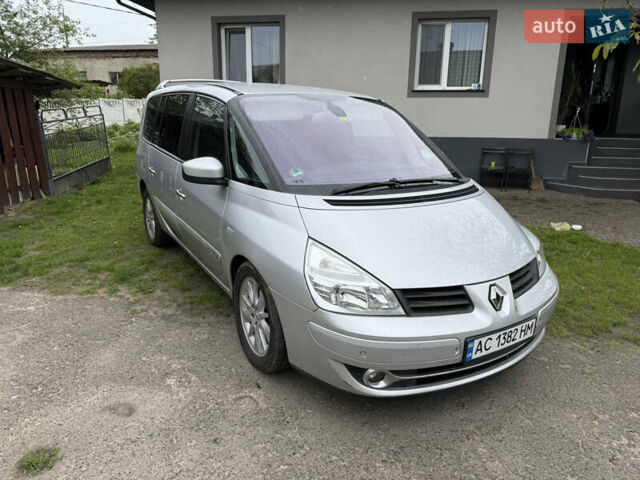 Серый Рено Эспейс, объемом двигателя 2 л и пробегом 225 тыс. км за 8400 $, фото 1 на Automoto.ua