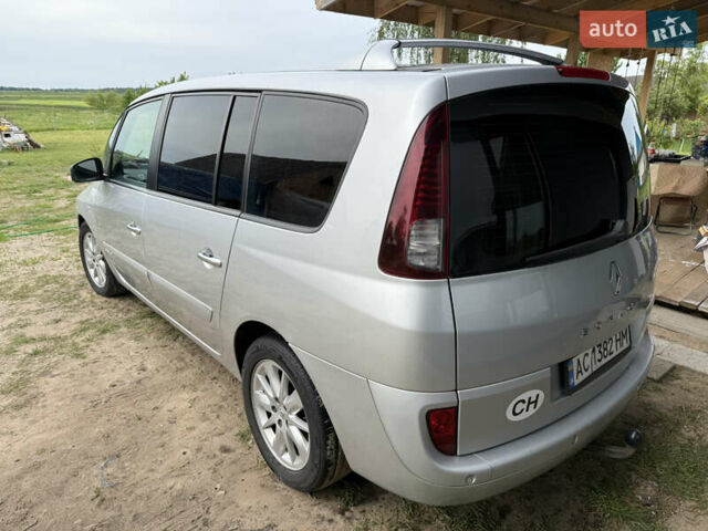 Серый Рено Эспейс, объемом двигателя 2 л и пробегом 225 тыс. км за 8400 $, фото 4 на Automoto.ua