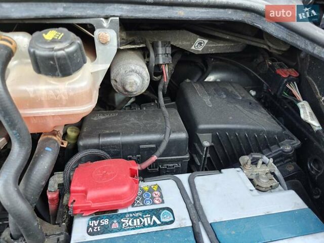 Рено Еспейс 2010 у Гадяче на Automoto.ua Сірий Рено Еспейс, об'ємом двигуна 2 л та пробігом 238 тис. км за 7999 $, фото 28 на Automoto.ua