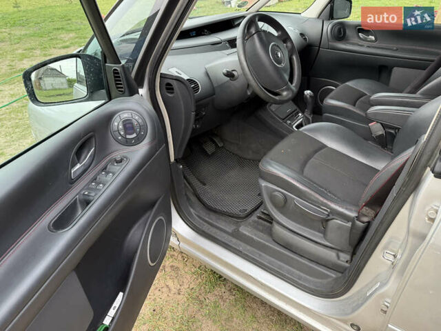 Серый Рено Эспейс, объемом двигателя 2 л и пробегом 225 тыс. км за 8400 $, фото 6 на Automoto.ua