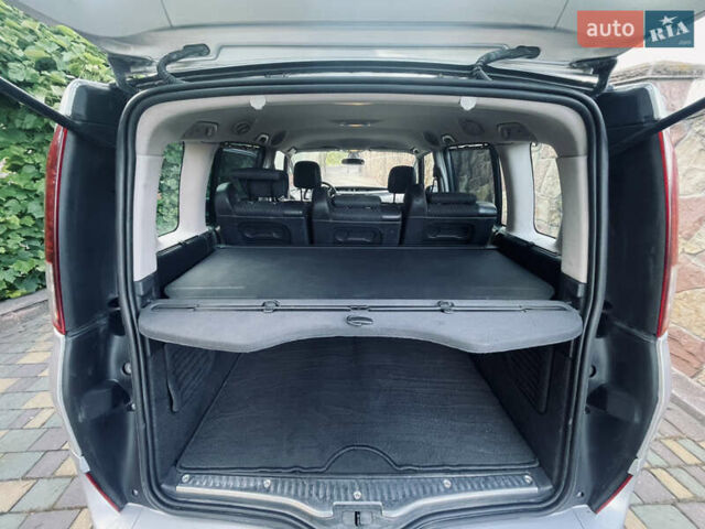 Серый Рено Эспейс, объемом двигателя 2 л и пробегом 355 тыс. км за 6350 $, фото 12 на Automoto.ua