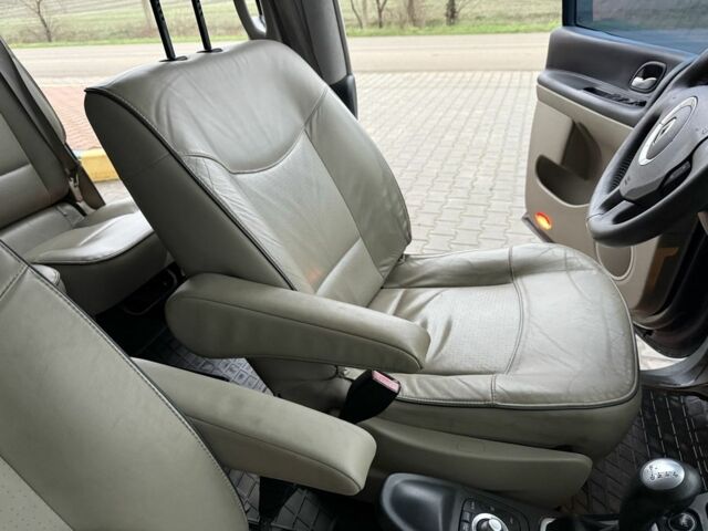 Сірий Рено Еспейс, об'ємом двигуна 2 л та пробігом 320 тис. км за 5999 $, фото 15 на Automoto.ua