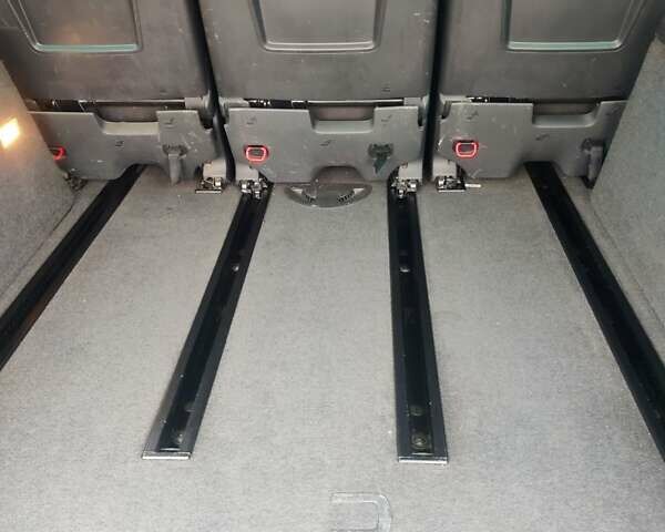 Серый Рено Эспейс, объемом двигателя 2 л и пробегом 342 тыс. км за 8200 $, фото 18 на Automoto.ua