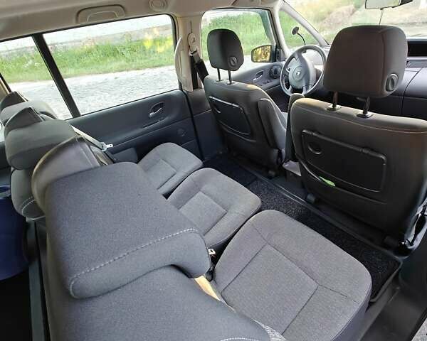 Рено Еспейс 2010 у Гадяче на Automoto.ua Сірий Рено Еспейс, об'ємом двигуна 2 л та пробігом 238 тис. км за 7999 $, фото 8 на Automoto.ua