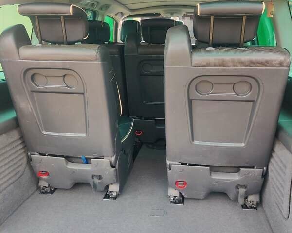 Серый Рено Эспейс, объемом двигателя 2 л и пробегом 342 тыс. км за 8200 $, фото 21 на Automoto.ua