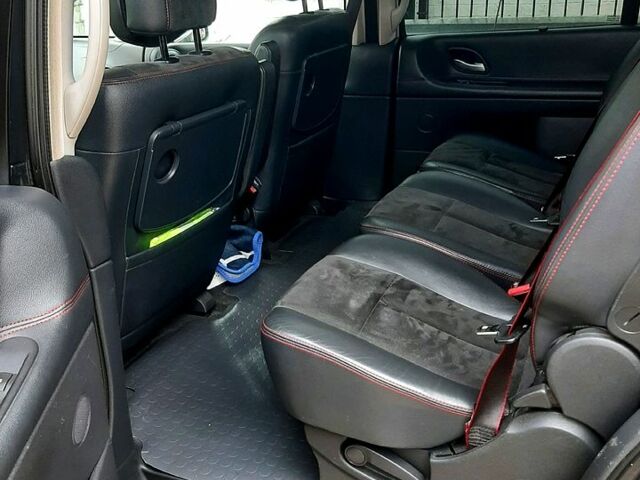 Серый Рено Эспейс, объемом двигателя 2 л и пробегом 265 тыс. км за 7700 $, фото 4 на Automoto.ua