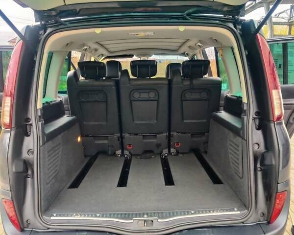 Серый Рено Эспейс, объемом двигателя 2 л и пробегом 342 тыс. км за 8200 $, фото 19 на Automoto.ua