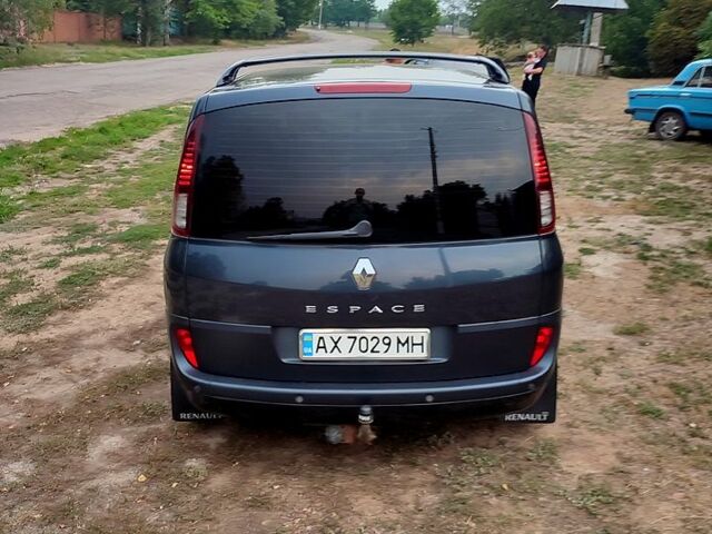 Сірий Рено Еспейс, об'ємом двигуна 2 л та пробігом 220 тис. км за 8299 $, фото 7 на Automoto.ua