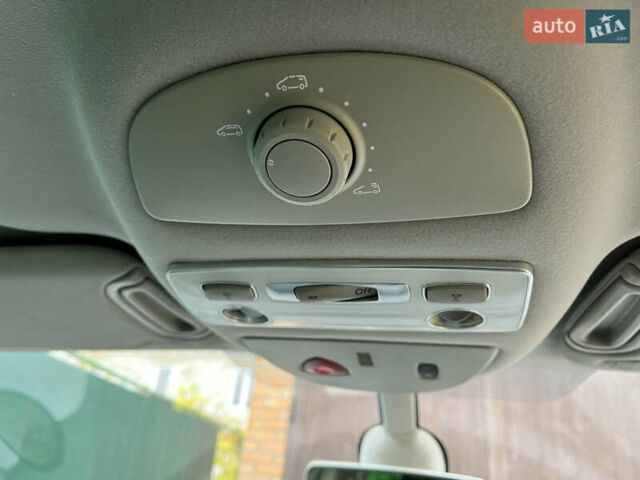 Серый Рено Эспейс, объемом двигателя 2 л и пробегом 233 тыс. км за 7900 $, фото 6 на Automoto.ua