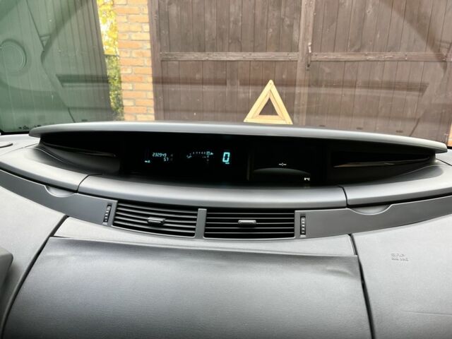 Серый Рено Эспейс, объемом двигателя 0 л и пробегом 233 тыс. км за 7600 $, фото 3 на Automoto.ua