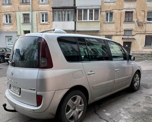 Сірий Рено Еспейс, об'ємом двигуна 2 л та пробігом 300 тис. км за 7500 $, фото 1 на Automoto.ua