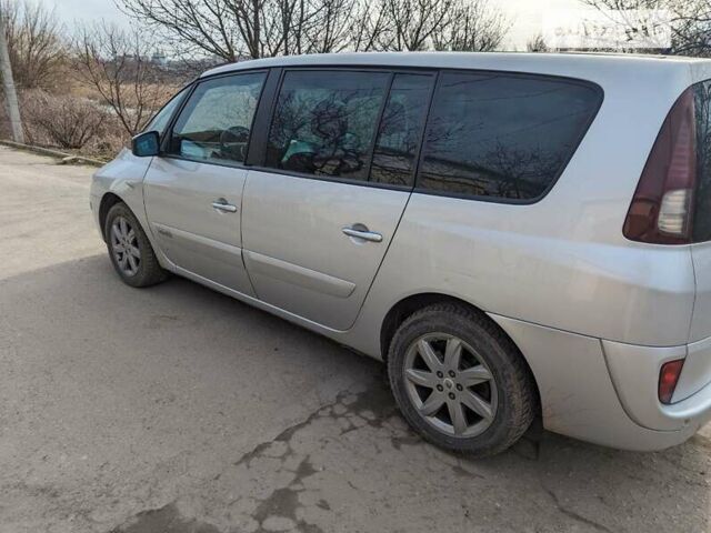 Сірий Рено Еспейс, об'ємом двигуна 2 л та пробігом 248 тис. км за 8400 $, фото 4 на Automoto.ua