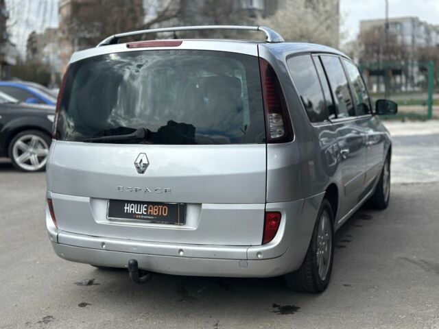 Рено Эспейс 2011 в Львове на Automoto.ua Серый Рено Эспейс, объемом двигателя 2 л и пробегом 268 тыс. км за 8500 $, фото 8 на Automoto.ua