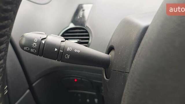 Серый Рено Эспейс, объемом двигателя 2 л и пробегом 270 тыс. км за 9000 $, фото 8 на Automoto.ua