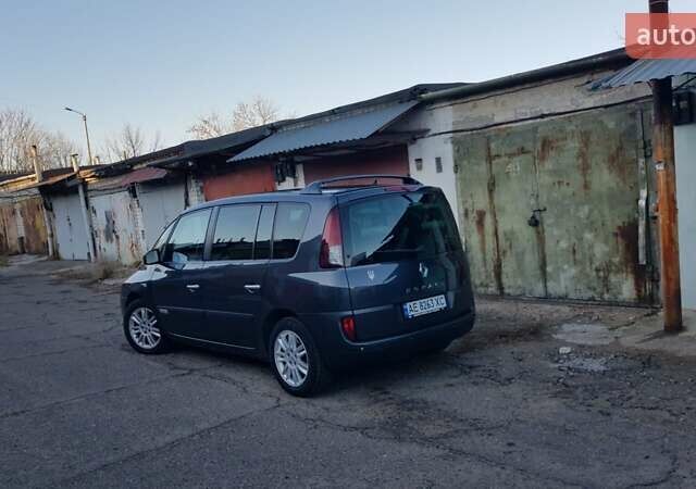 Сірий Рено Еспейс, об'ємом двигуна 2 л та пробігом 227 тис. км за 11500 $, фото 3 на Automoto.ua