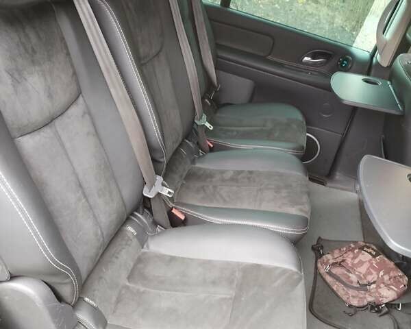 Рено Еспейс 2013 у Луцьку на Automoto.ua Сірий Рено Еспейс, об'ємом двигуна 2 л та пробігом 217 тис. км за 9690 $, фото 28 на Automoto.ua