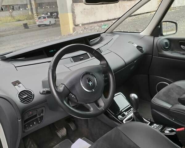 Рено Еспейс 2013 у Луцьку на Automoto.ua Сірий Рено Еспейс, об'ємом двигуна 2 л та пробігом 217 тис. км за 9690 $, фото 16 на Automoto.ua
