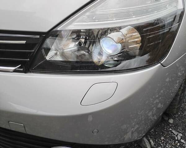 Рено Еспейс 2013 у Луцьку на Automoto.ua Сірий Рено Еспейс, об'ємом двигуна 2 л та пробігом 217 тис. км за 9690 $, фото 1 на Automoto.ua