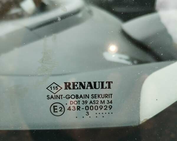 Рено Еспейс 2013 у Луцьку на Automoto.ua Сірий Рено Еспейс, об'ємом двигуна 2 л та пробігом 217 тис. км за 9690 $, фото 10 на Automoto.ua